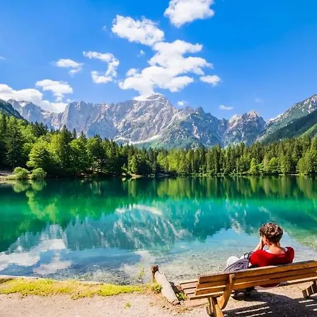 Luxury In The Tarvisio Mountains شقة *